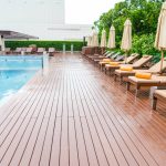 Piso para deck de piscina: beleza e durabilidade à beira da água